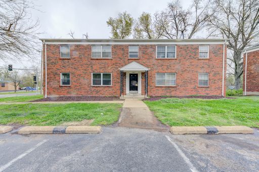 Discover your new home, located just across from Bermuda Elementary School! – photo 1
