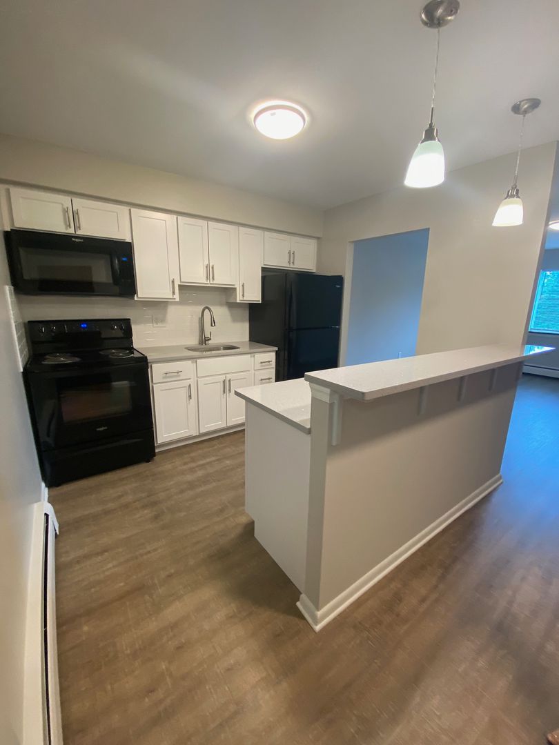 Prospect Park Apartment: 1118 Lafayette Avenue