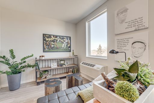 Listing photo thumbnail
