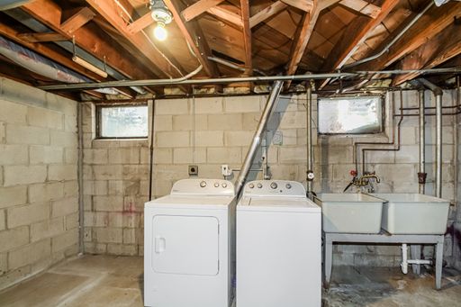 Listing photo thumbnail