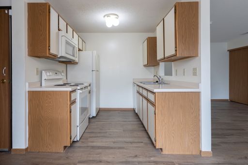 Listing photo thumbnail