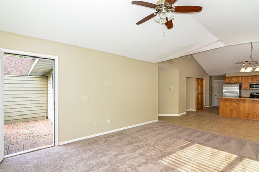 Listing photo thumbnail