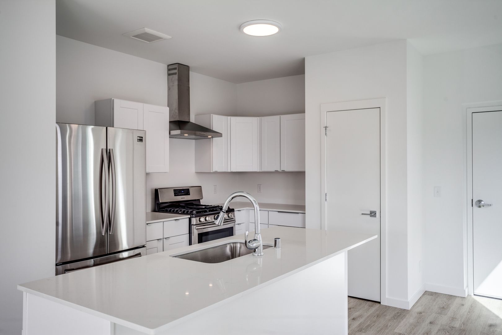 Minneapolis Apartment: 3329 Nicollet Ave