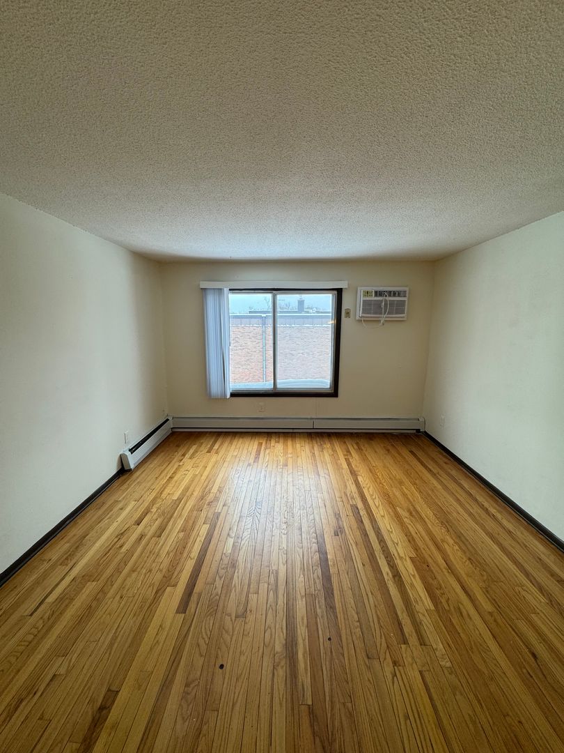 St Paul Apartment: 1310 Park St