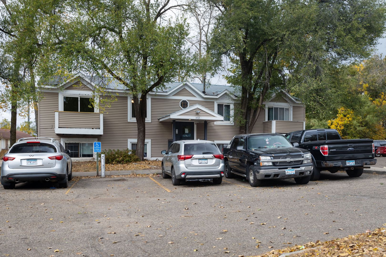 St Paul Apartment: 1434 Case Ave E