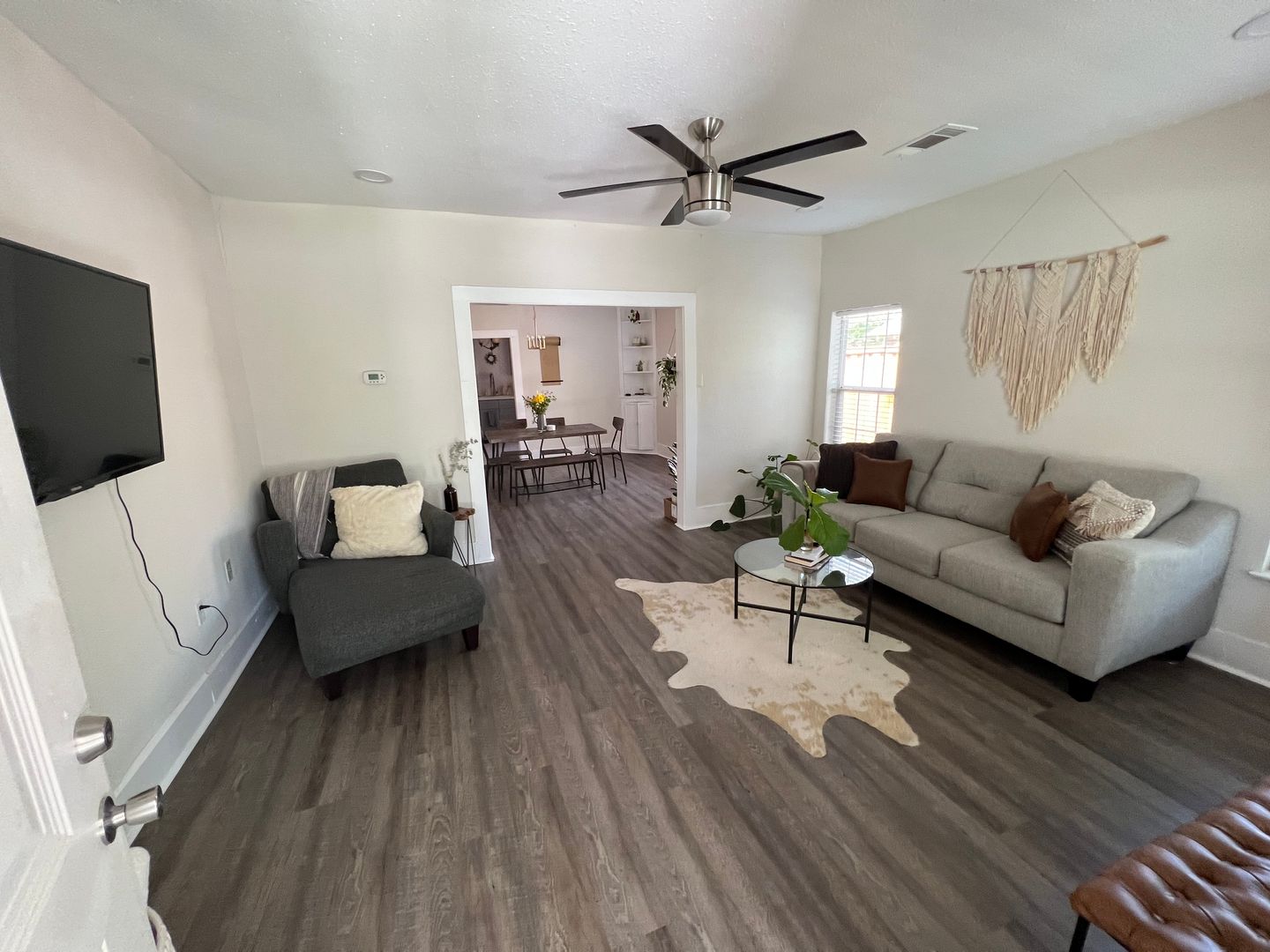 Dallas Apartment: 615 Parkview Ave