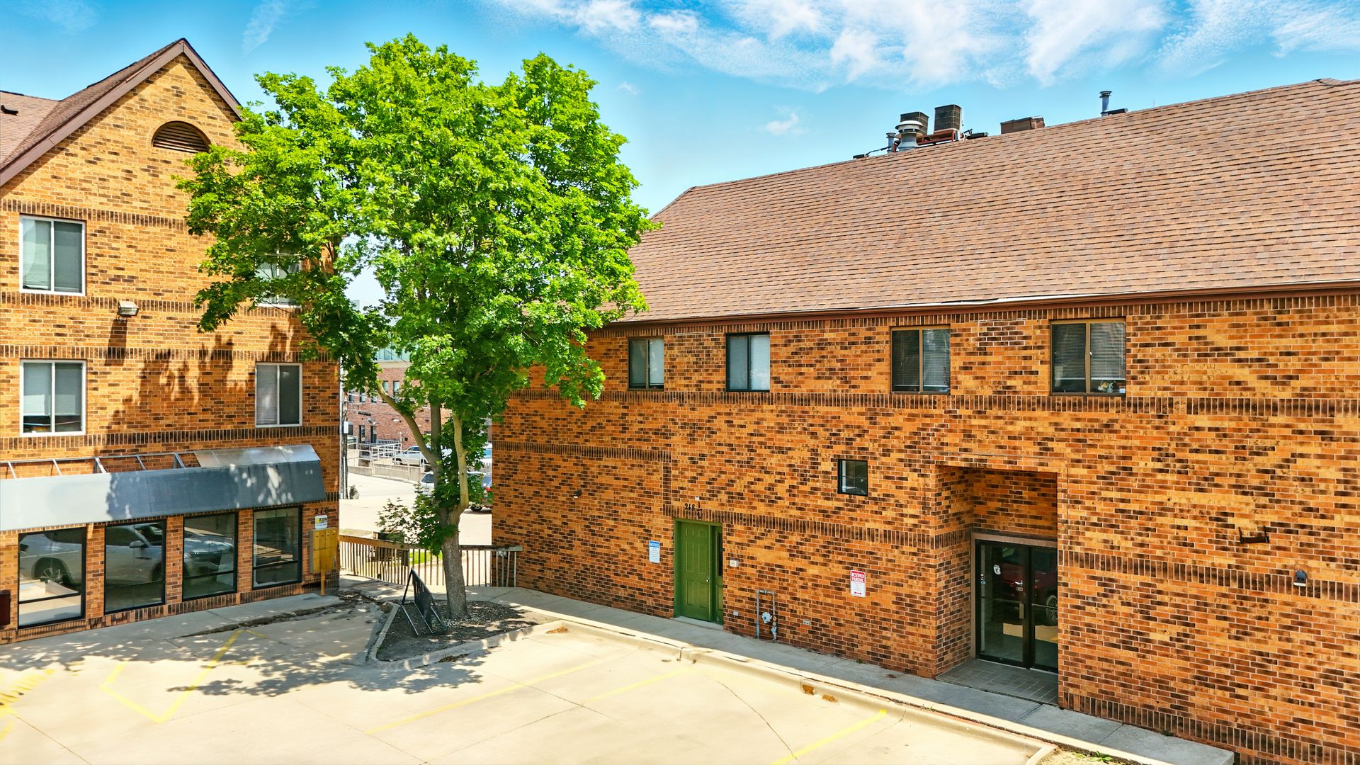 Iowa City Apartment: 218 1/2 E. Market Street