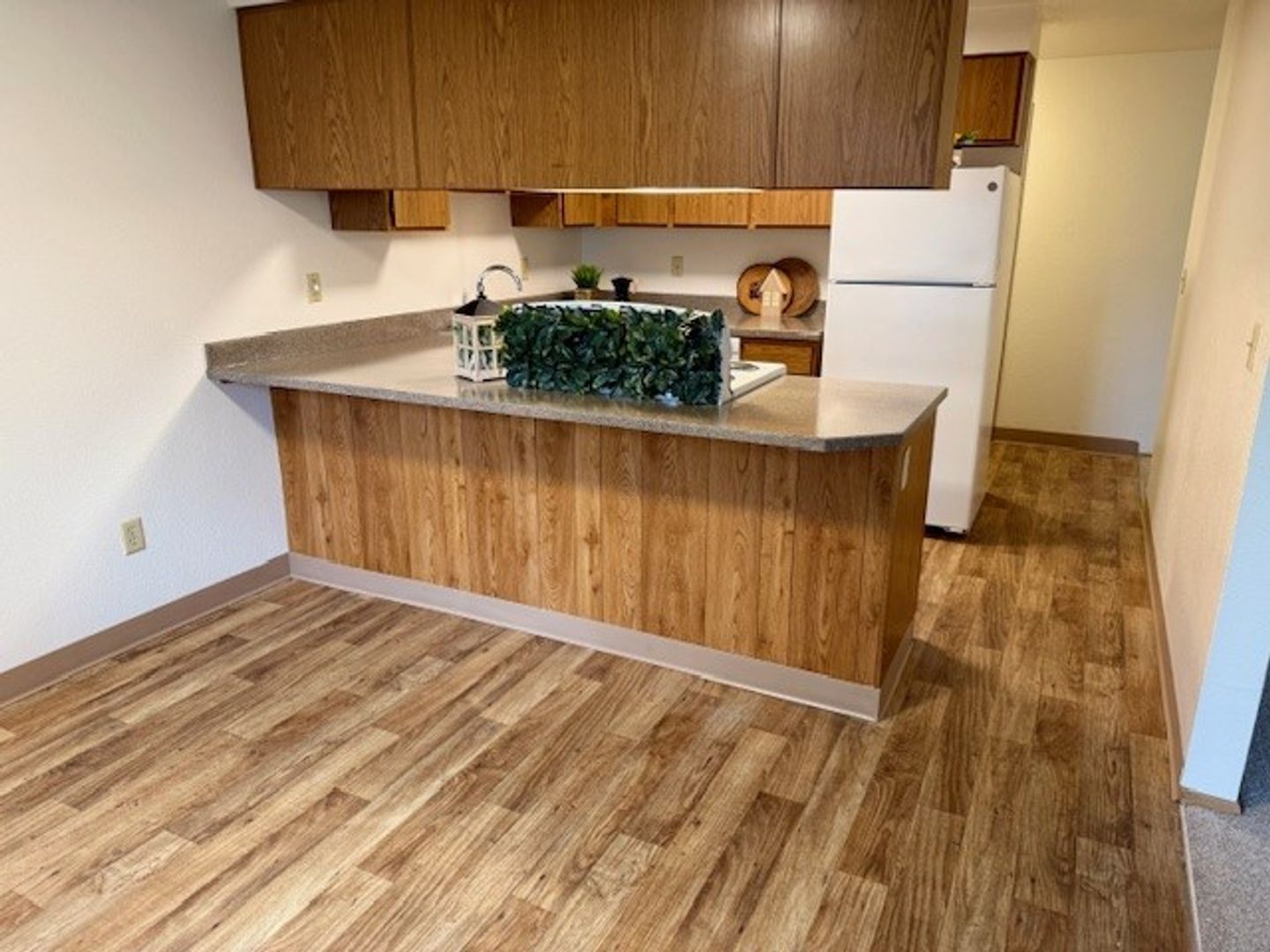 Tigard Apartment: 8585 SW Pfaffle St.