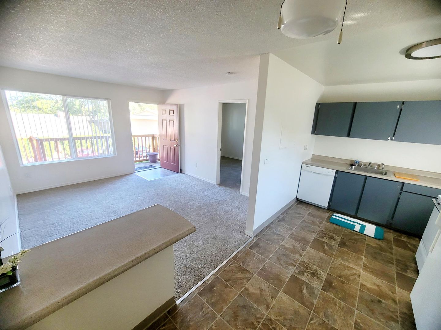 Portland Apartment: 14650 NW Cornell Rd.