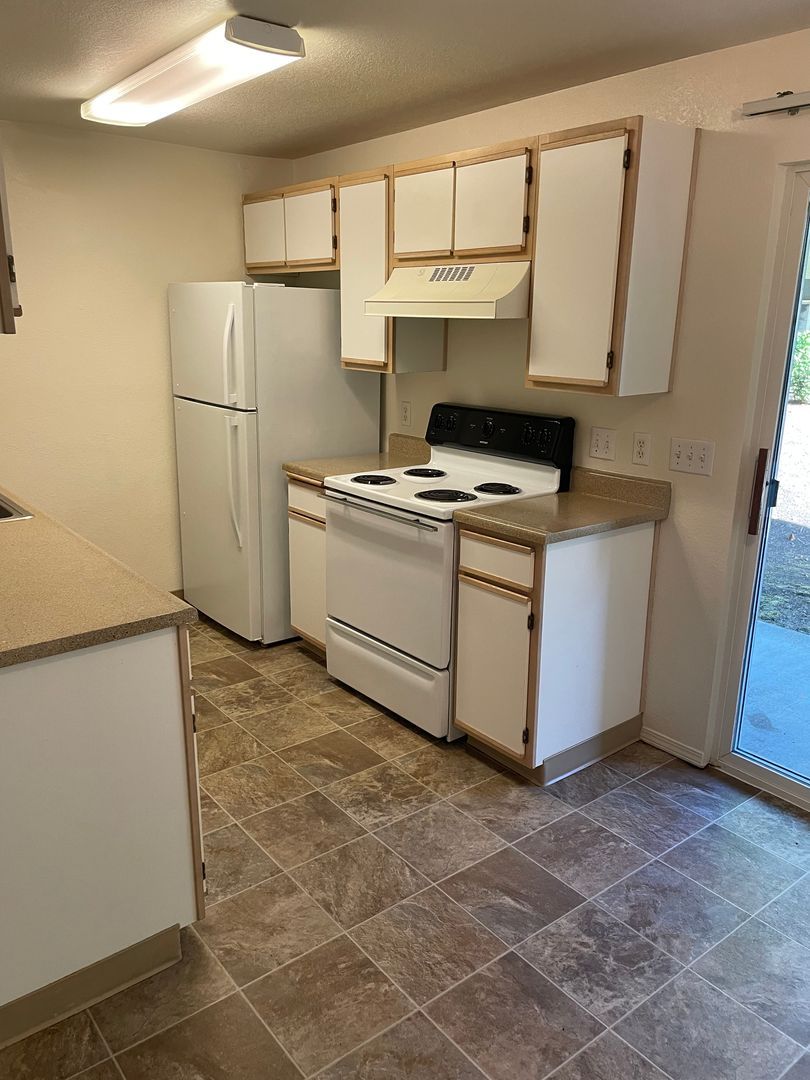 Tigard Apartment: 7721-7775 SW Bonita Rd.