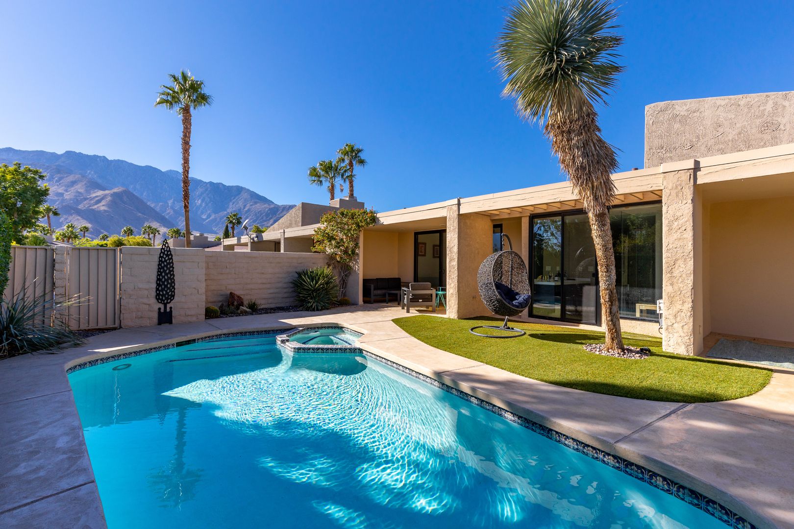 Palm Springs House: 2842 Sundance Cir W
