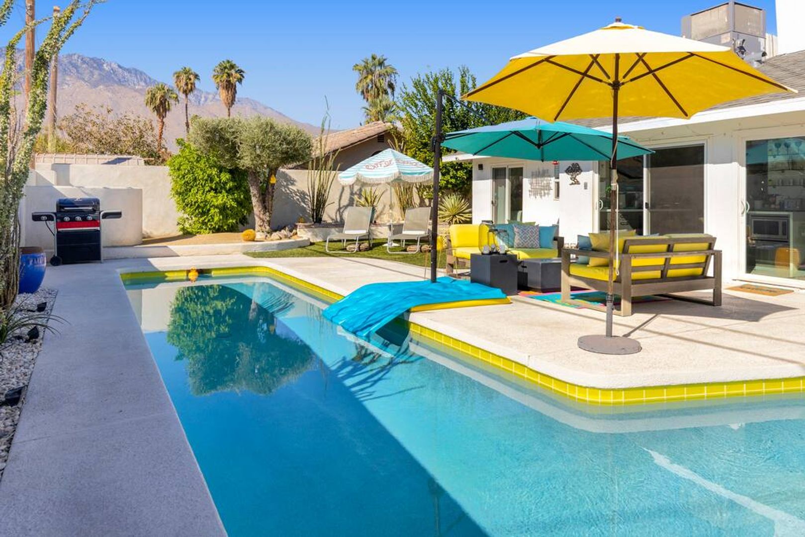 Palm Springs House: 3963 Calle San Antonio