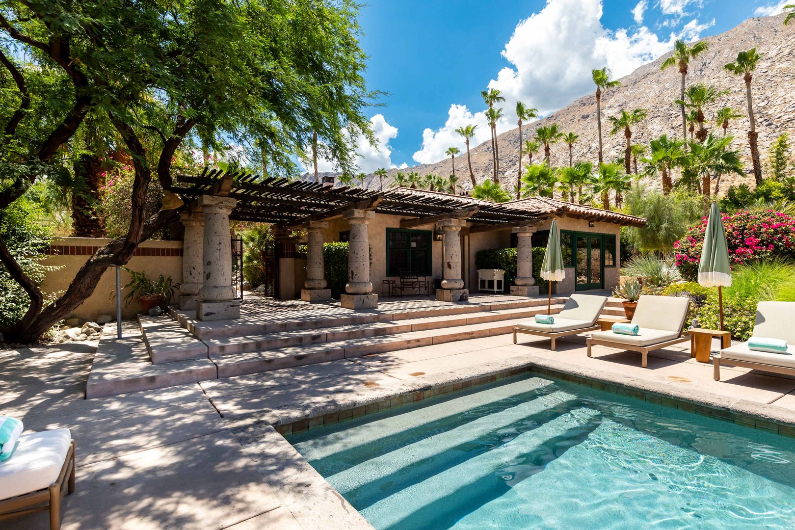Palm Springs House: 690 West Linda Vista Drive