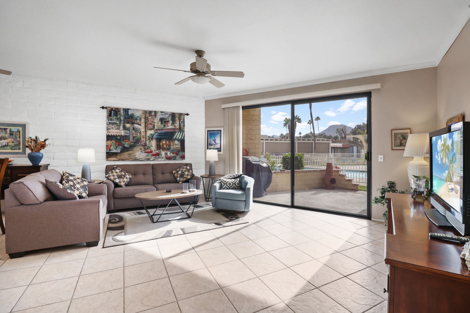 Cathedral City House: 68859 Paseo Real