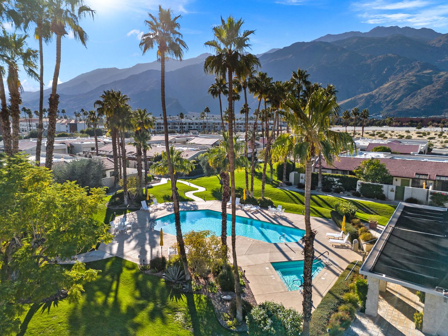Palm Springs House: 1317 E Amado Rd