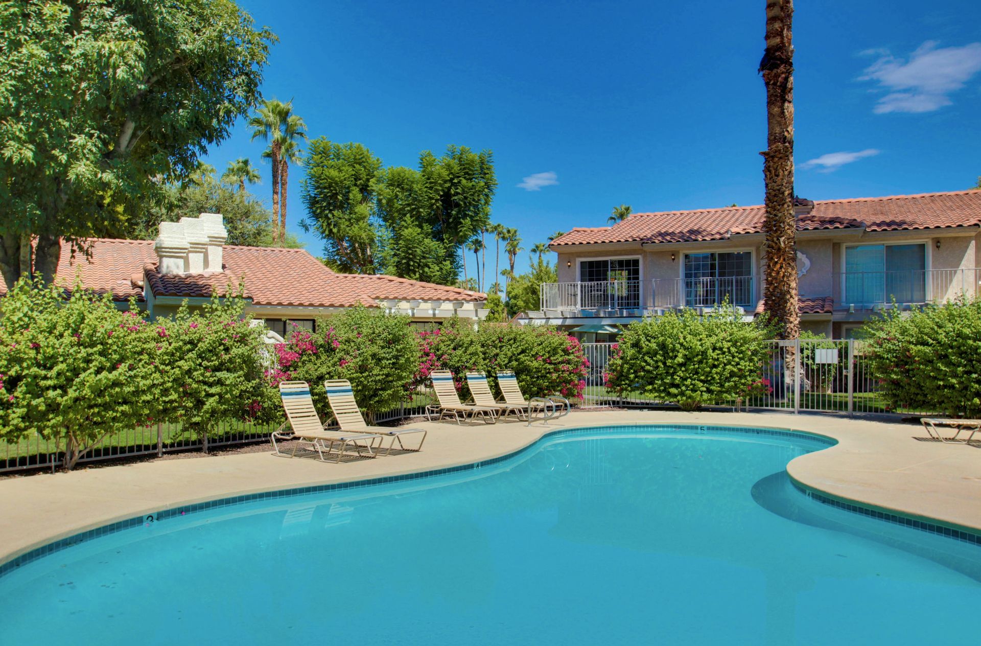 Palm Springs Apartment: 500 S Farrell Dr.