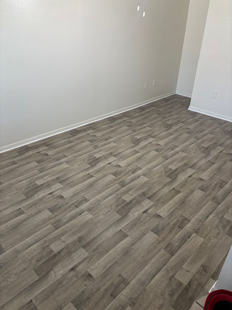 Stehenville Apartment: 1001 E Washington St, Stephenville