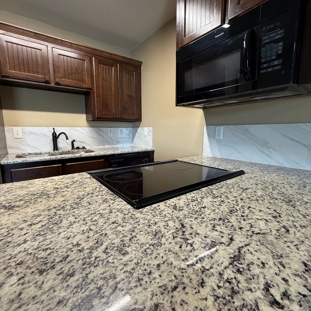 Waco Apartment: 105 N Lacy Drive