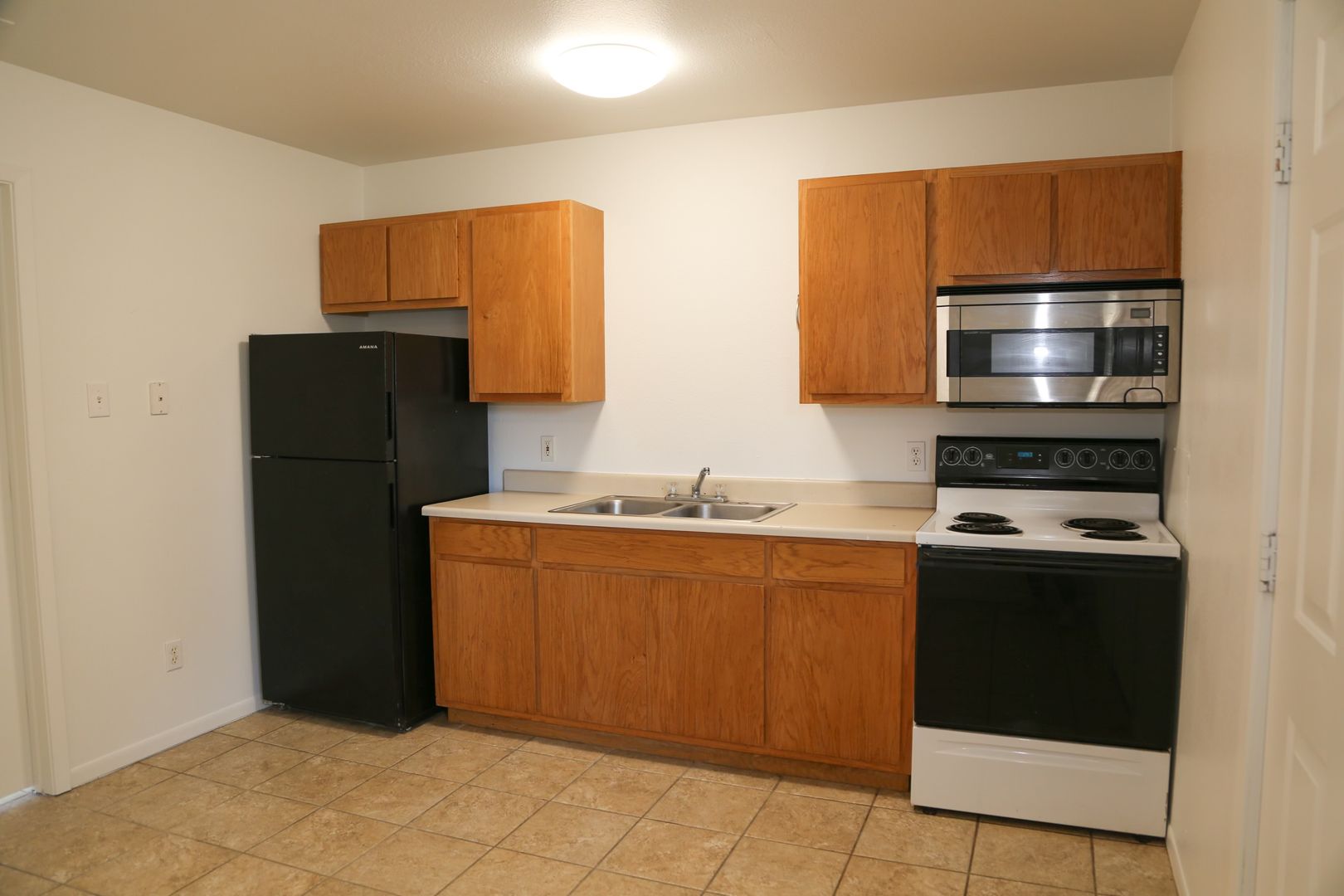 Stephenville Apartment: 1431 W Hyman St