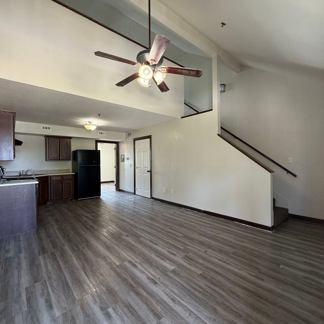 Waco Apartment: 105 N Lacy Drive