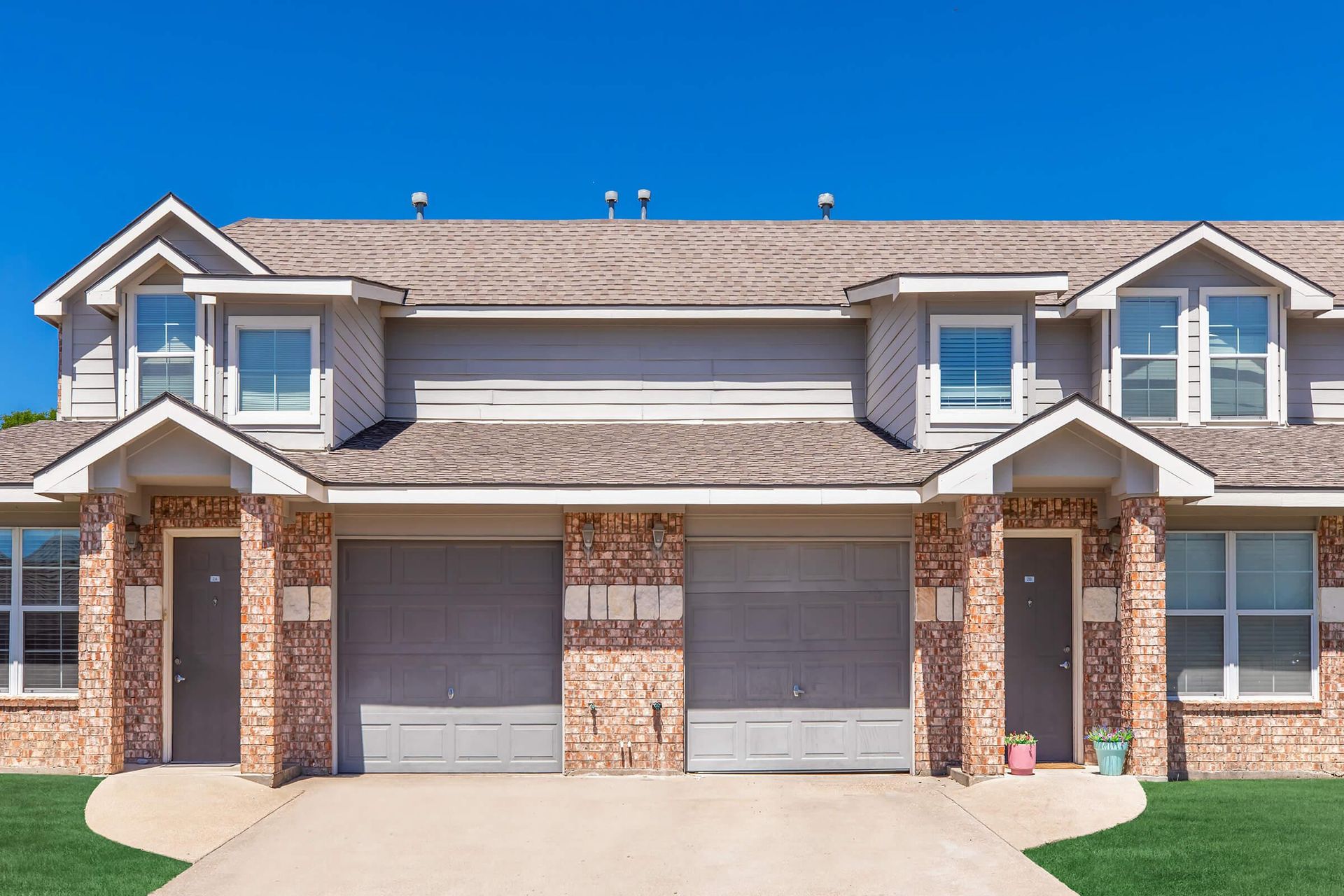 Riverwalk Townhomes 4 of 12