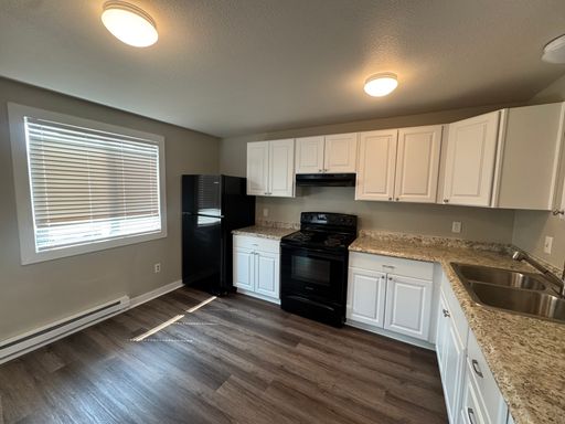 Listing photo thumbnail