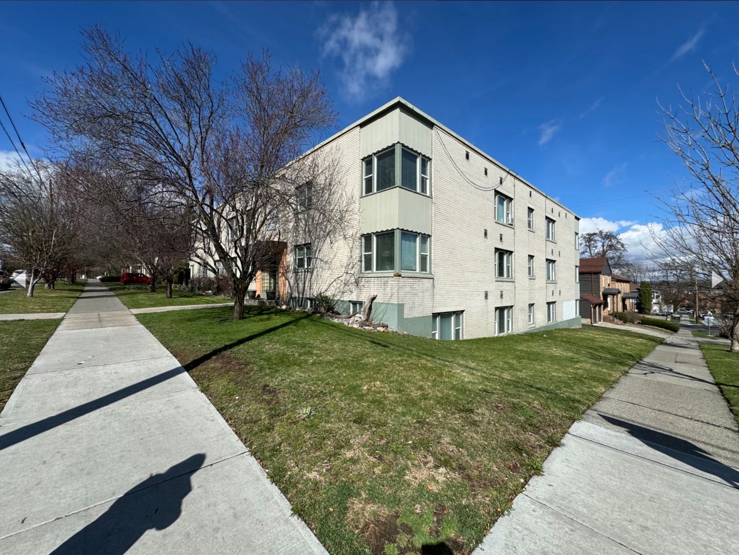 Spokane Apartment: 1806 W Pacific Ave