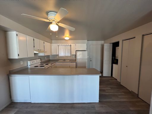 Listing photo thumbnail