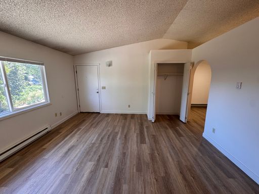 Listing photo thumbnail