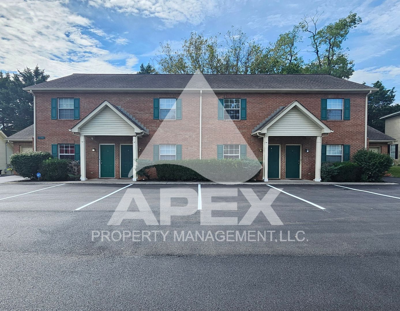 Knoxville Apartment: 9132 Cedarpark Lane