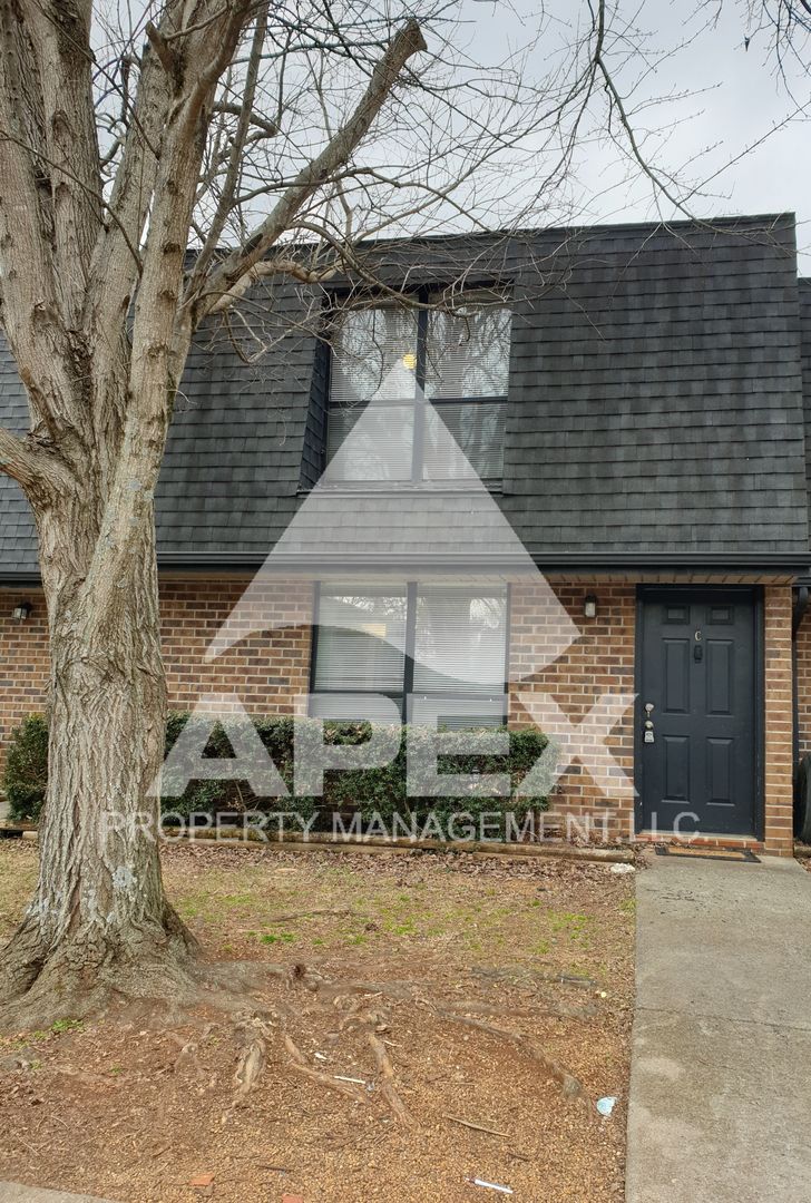 Knoxville Apartment: 9015 Countryside Lane