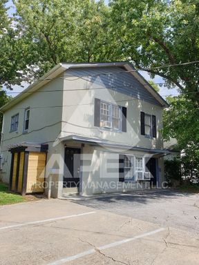 Spacious Top Floor 2 Bd - 1Ba Duplex Apartment in Fountain City!! – photo 1