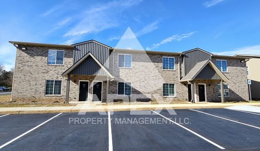 MOVE-IN SPECIAL, $1 RENT!! - AVALON TOWNHOMES – LIKE NEW - 2 Bd/2.5 Ba Townhome off Topside Road with convenient access to Maryville or Knoxville!