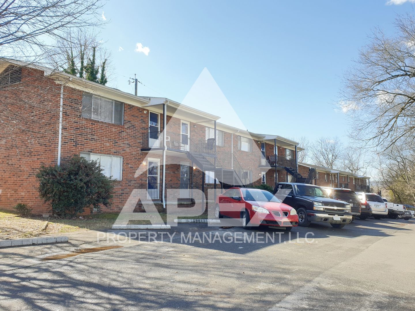 Knoxville Apartment: 2927 Whittle Springs Road