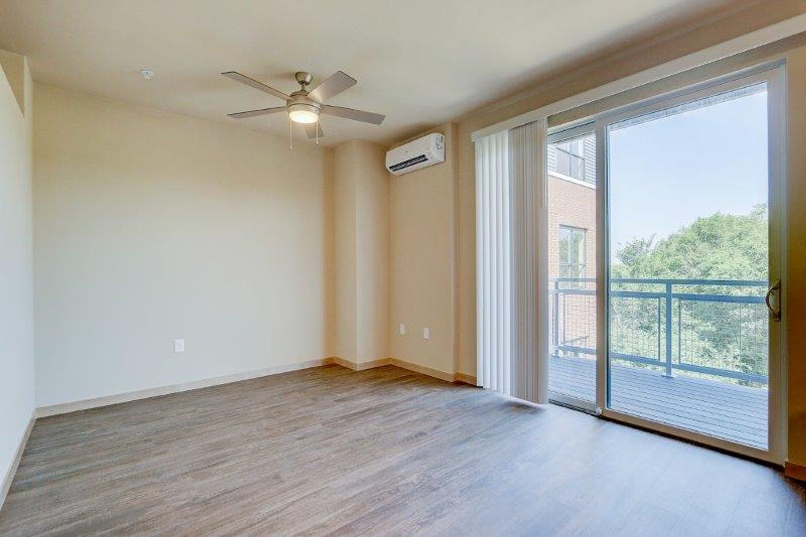 Madison Apartment: 622 W. Wilson Street