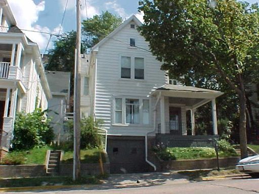 James Madison Park - Downtown 1 Bedroom Plus Den – photo 1