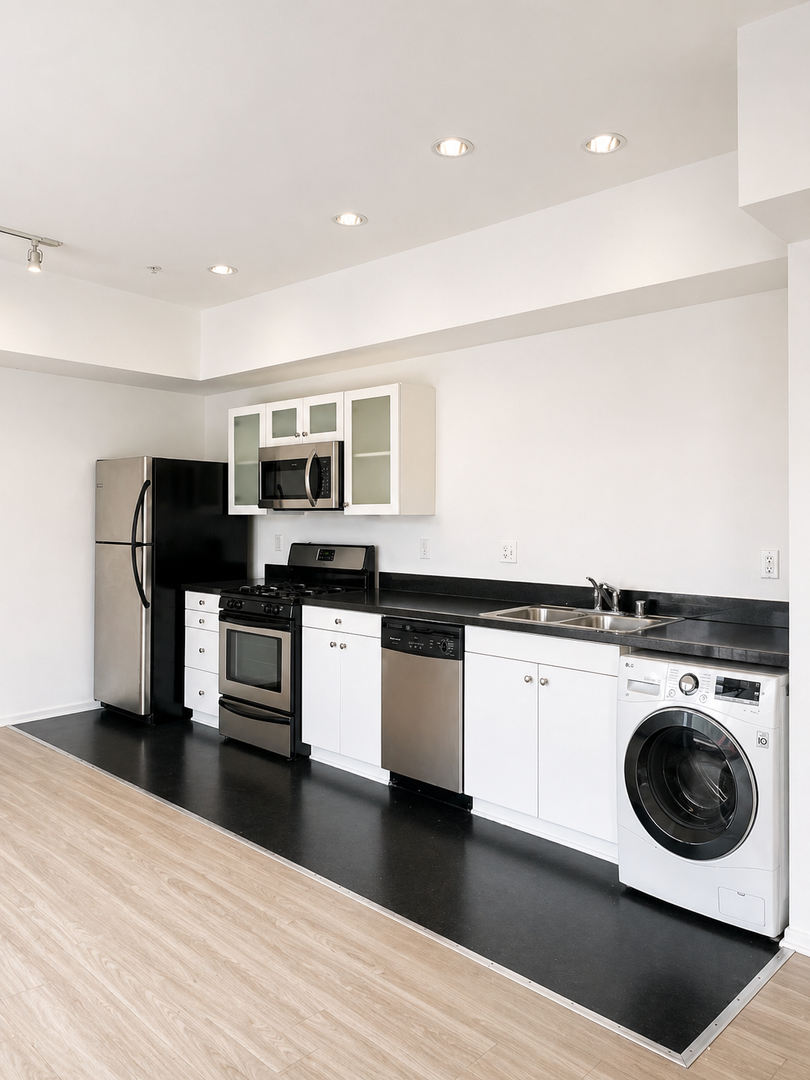 Los Angeles Apartment: 1311 West 5th Street