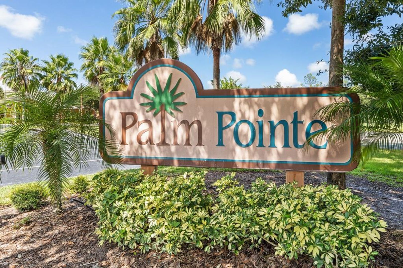 Bunnell House: 4600 E Moody blvd