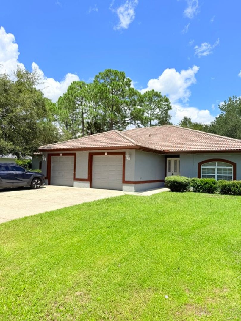 Palm Coast Apartment: 5 Pontiac Lane