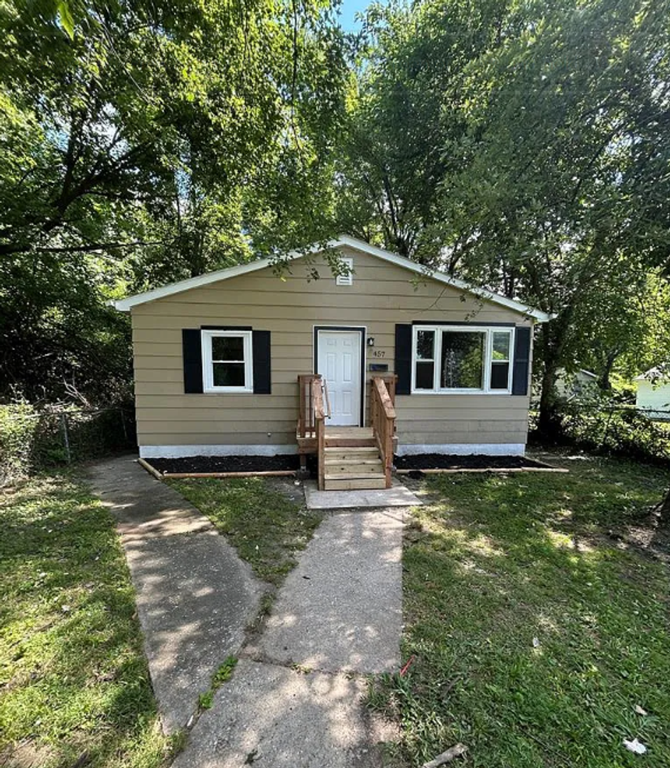 Cahokia House: 457 Mildred