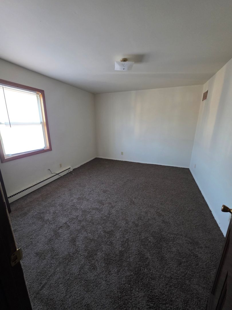 Cahokia Apartment: 347-349 Range Ln