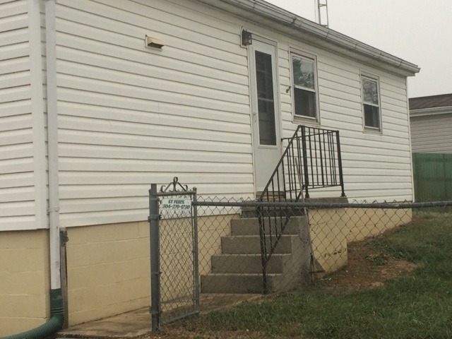 Martinsburg Apartment: 359  Eagle School