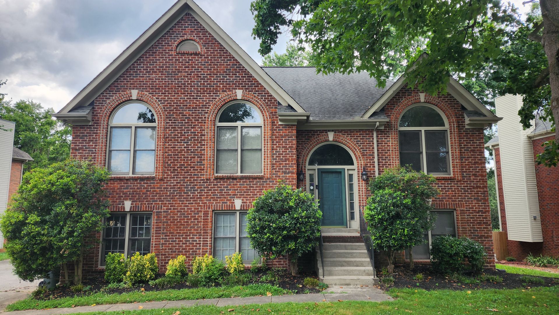 Nashville House: 3364 Bell Rd