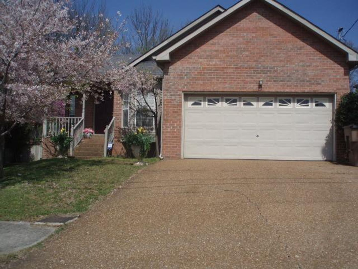 Antioch House: 3932 Calumet Drive