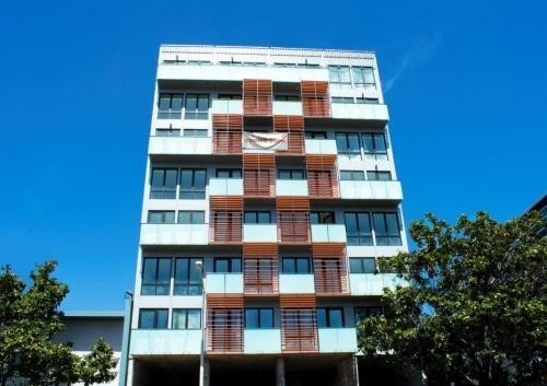 Adorable Studio Downtown! – photo 1