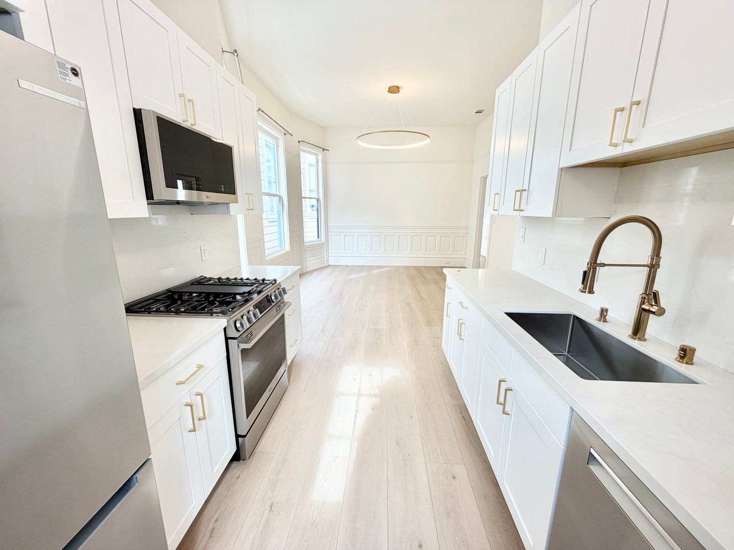 San Francisco Apartment: 937-941 Hayes St