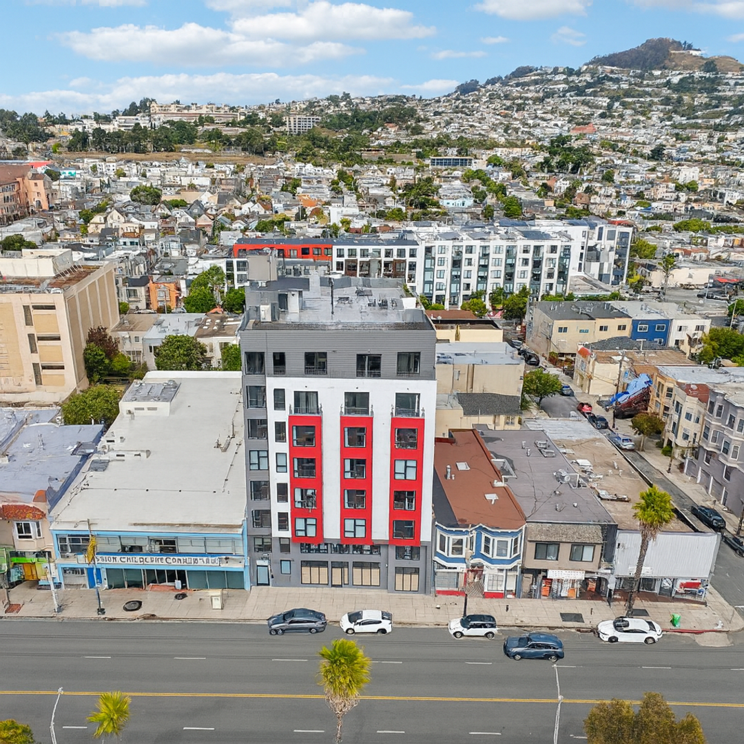 San Francisco Apartment: 4742 Mission Street