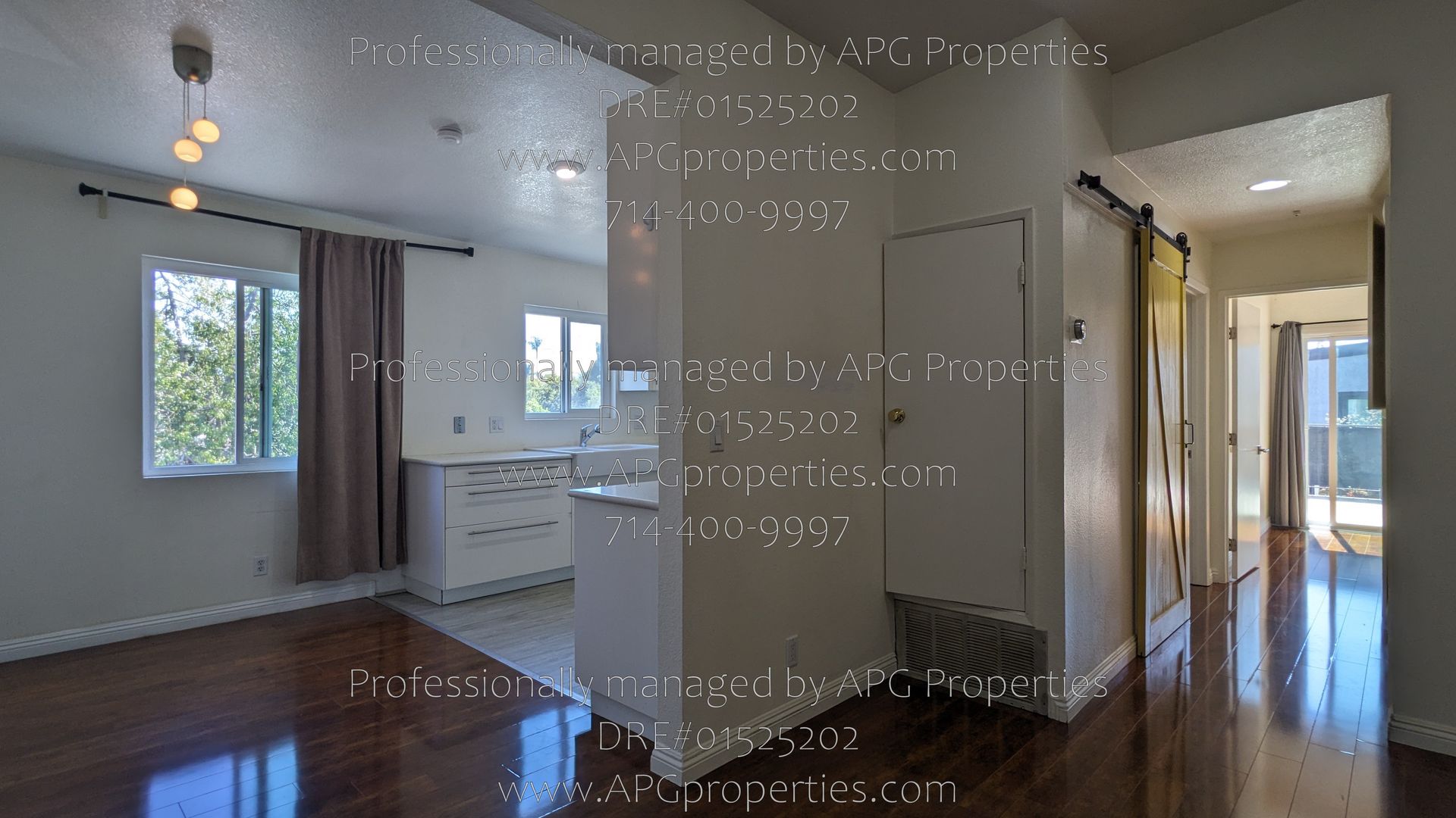 Listing photo