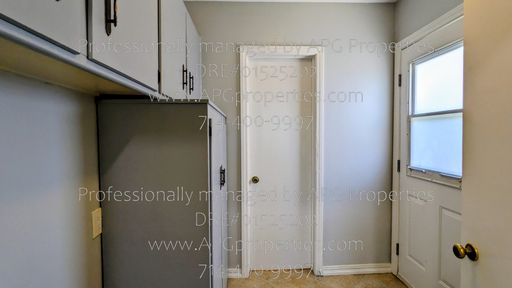 Listing photo thumbnail