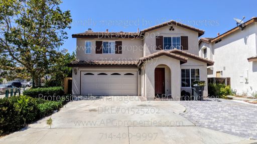 2439 N Cameo Ct, Orange, CA 92865